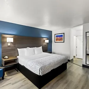 econo-lodge-airport.hotelsofphoenix.com/