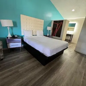 Howard Johnson By Wyndham Airport/downtown Area Hotel Phoenix