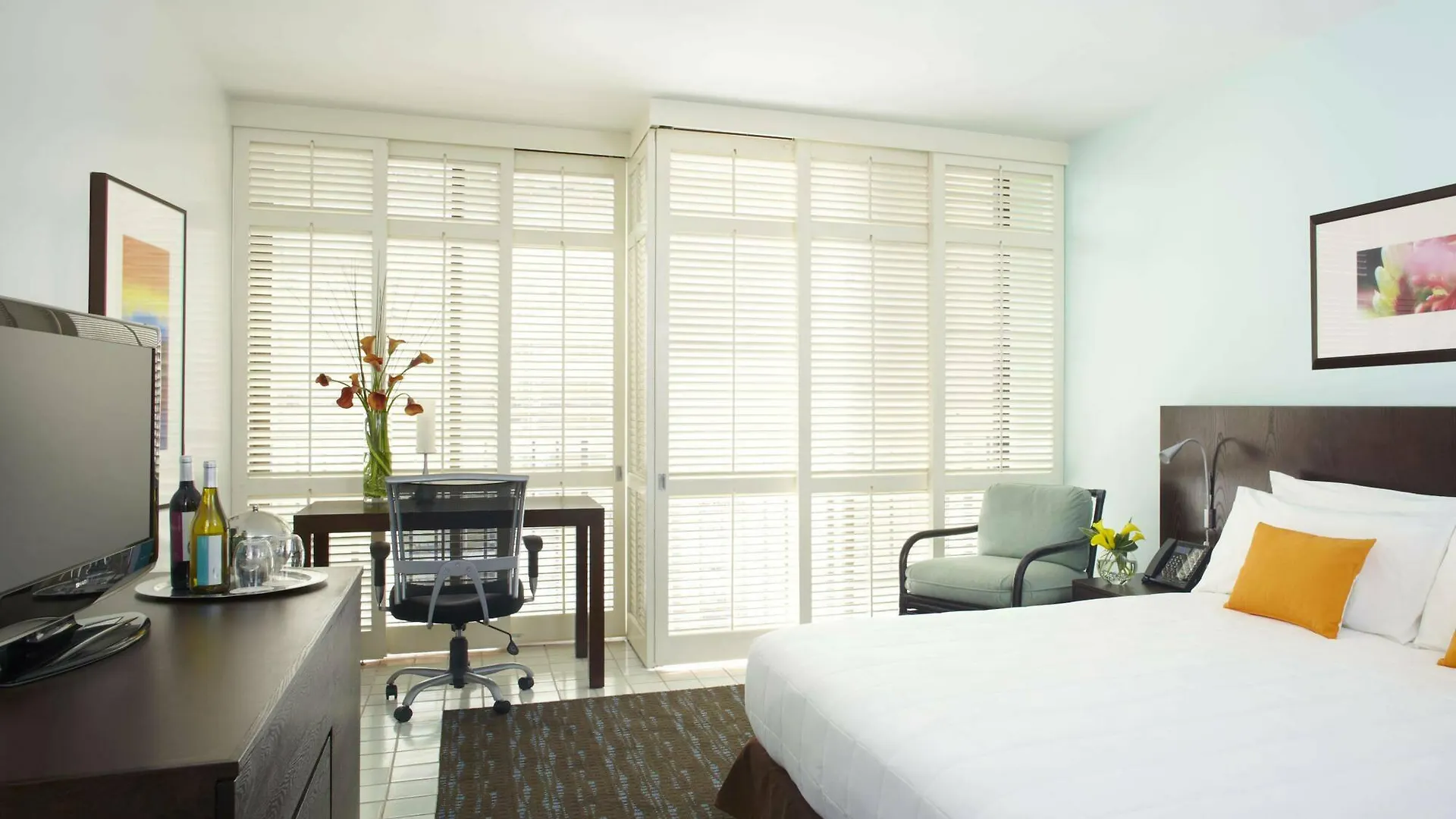 Halepuna Waikiki By Halekulani - No Resort Fee Honolulu Hotel